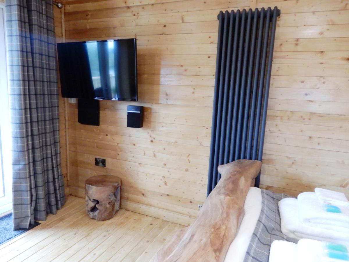 Balmoral Studio Lodge Ellesmere Zewnętrze zdjęcie