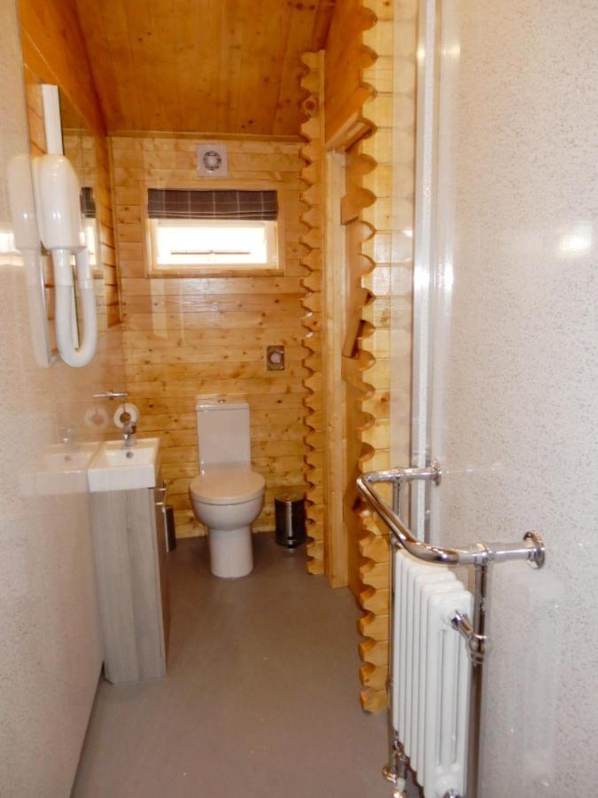 Balmoral Studio Lodge Ellesmere Zewnętrze zdjęcie