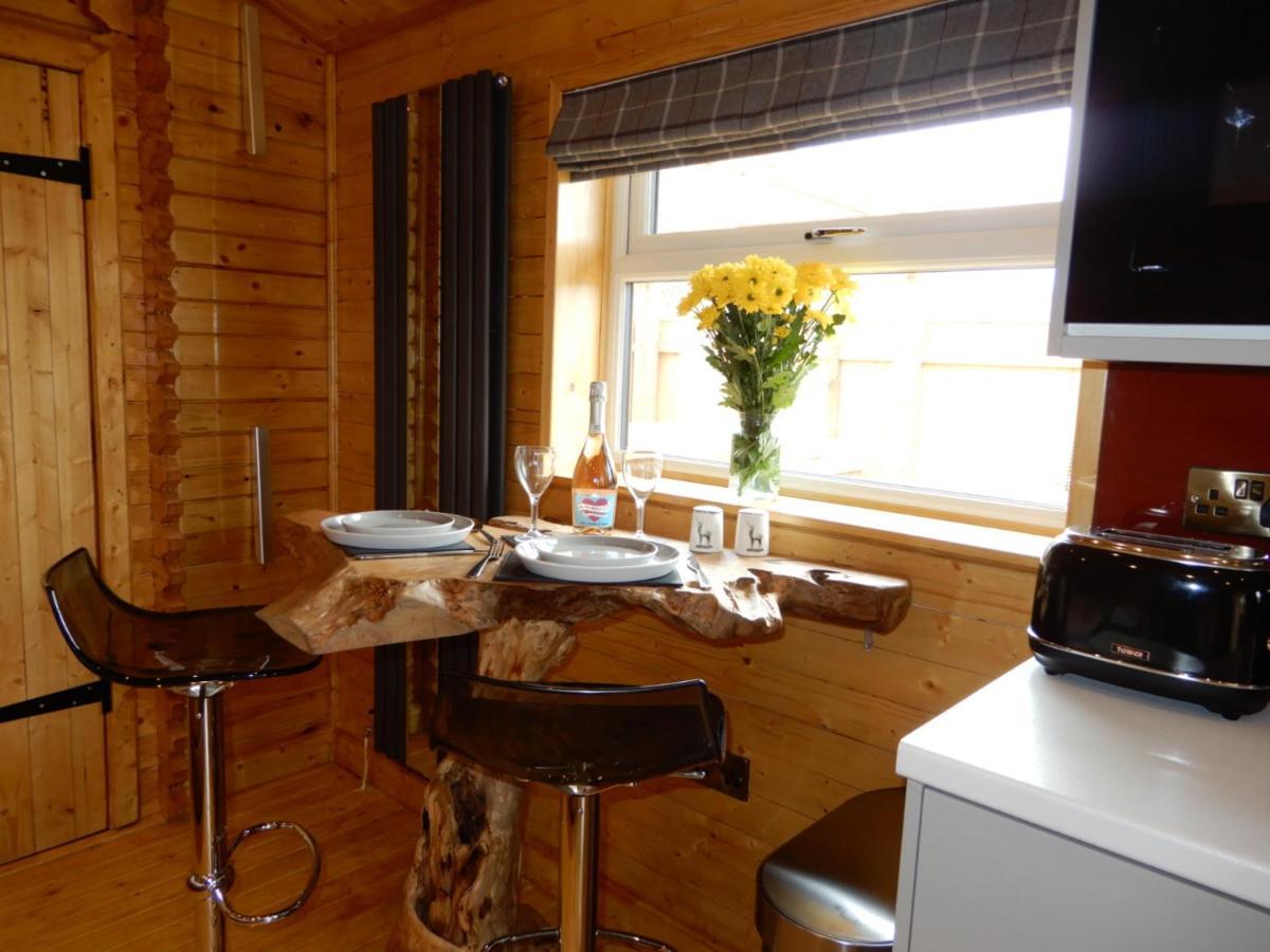 Balmoral Studio Lodge Ellesmere Zewnętrze zdjęcie