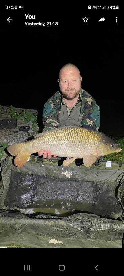 Balmoral Studio Lodge Ellesmere Zewnętrze zdjęcie